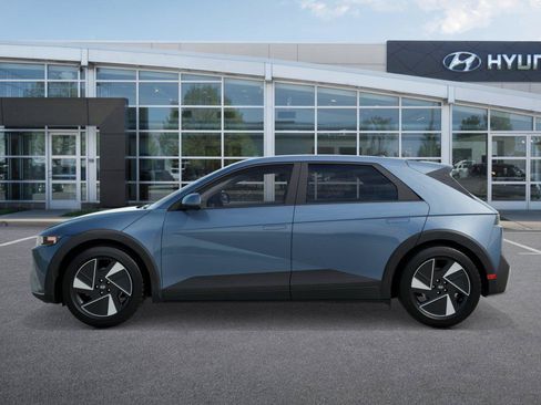 New 2026 Hyundai Ioniq 5 SEL AWD/4WD image 3