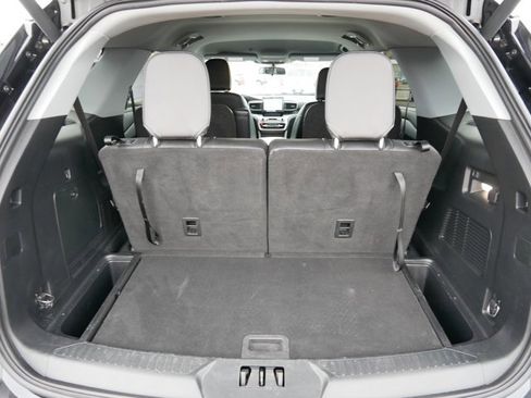 Certified 2022 Ford Explorer XLT w/ Equipment Group 202A image 21