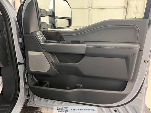 New 2026 Ford F250 4x4 Crew Cab Super Duty image 35