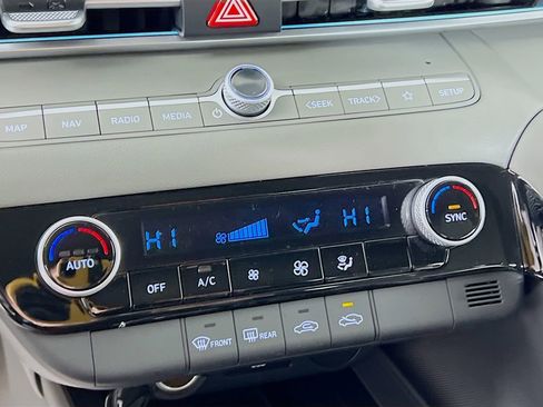 New 2026 Hyundai Elantra Sport image 14