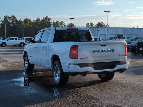 New 2026 RAM 1500 Big Horn AWD/4WD image 3