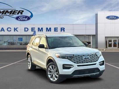 Certified 2023 Ford Explorer Platinum w/ Technology Package