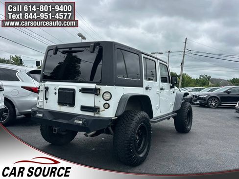 Used 2016 Jeep Wrangler Unlimited Sport w/ Connectivity Group AWD/4WD image 5