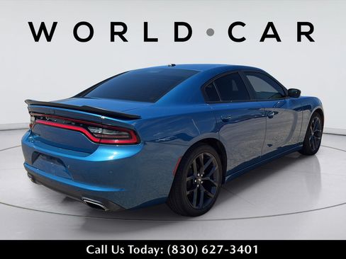 Used 2021 Dodge Charger SXT w/ Blacktop Package RWD image 6