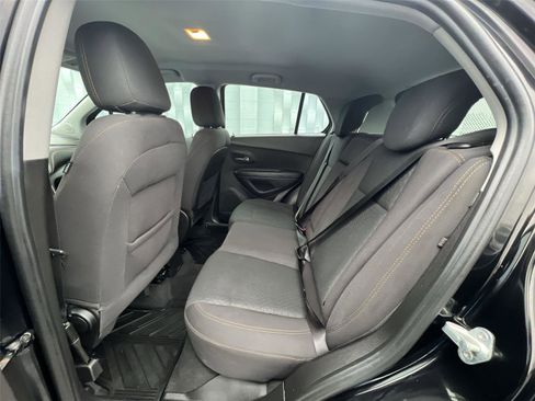 Used 2019 Chevrolet Trax LS w/ LPO, Cargo Package image 20