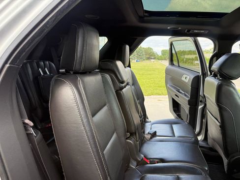 Used 2014 Ford Explorer Sport AWD/4WD image 29