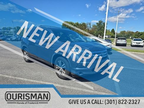Used 2016 Honda Pilot EX image 2