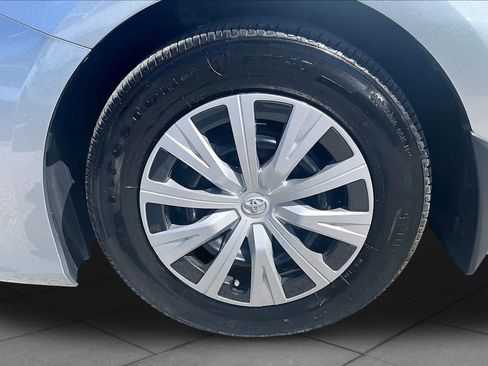 Used 2023 Toyota Camry LE FWD image 11