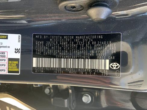 Used 2024 Toyota Corolla LE FWD image 33