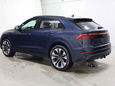 Used 2025 Audi Q8 Premium Plus w/ Premium Plus Package image 3