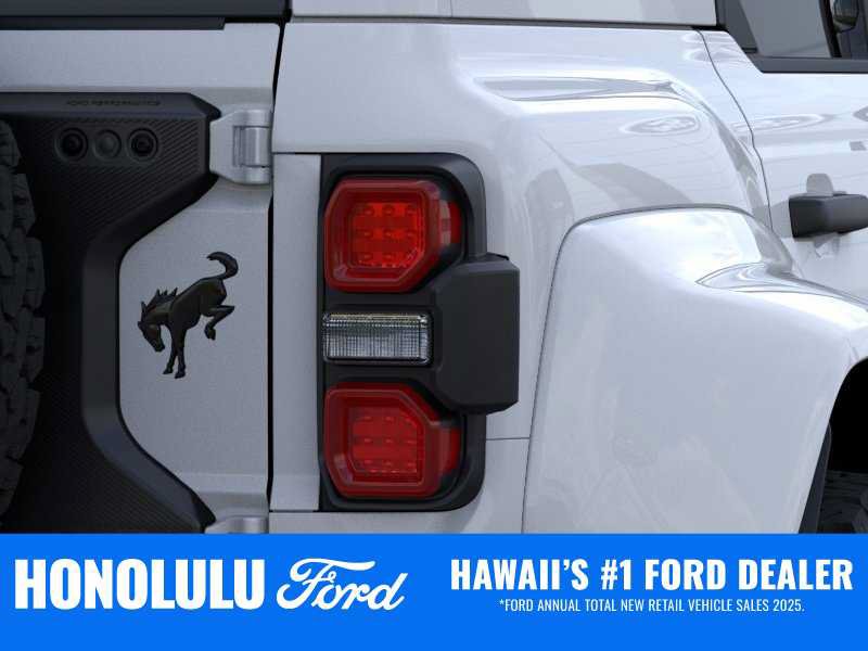 New 2026 Ford Bronco Raptor w/ Interior Carbon Fiber Pack AWD/4WD image 23