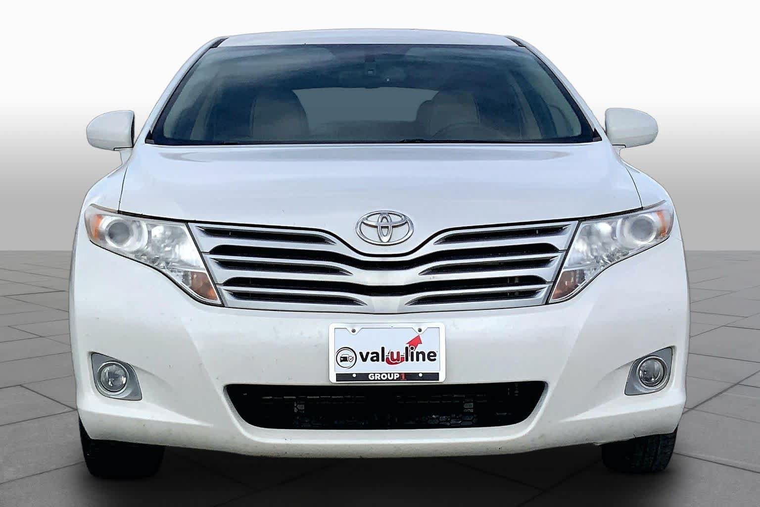Used 2010 Toyota Venza AWD image 3
