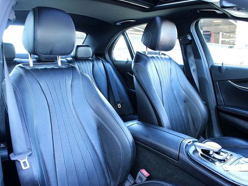 Used 2019 Mercedes-Benz E 300 image 22