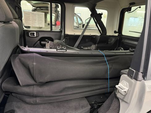 Used 2020 Jeep Wrangler Willys image 26