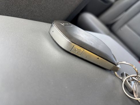 Used 2025 Kia K4 FWD image 23