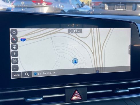 Used 2024 Hyundai Elantra SEL image 19