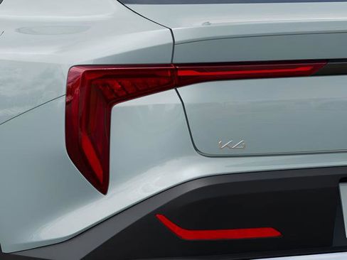 New 2026 Kia K4 LXS image 12