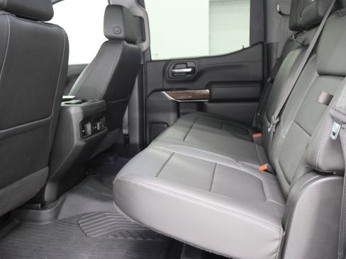 Used 2022 Chevrolet Silverado 1500 RST w/ Redline Edition AWD/4WD image 9