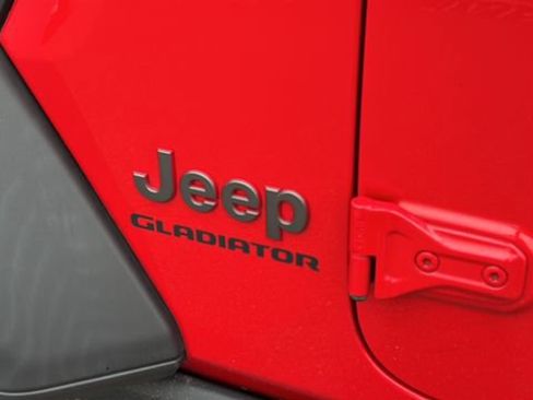 Used 2020 Jeep Gladiator Rubicon image 28