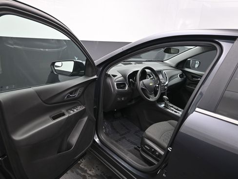 Used 2023 Chevrolet Equinox LT image 18