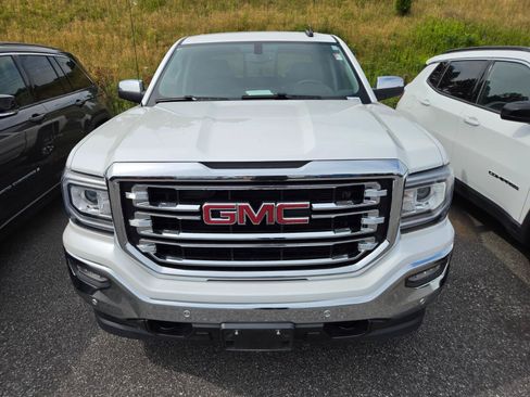 Used 2018 GMC Sierra 1500 SLT w/ SLT Premium Package AWD/4WD image 2