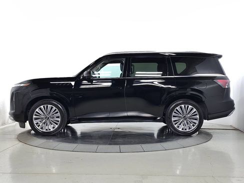 Used 2025 INFINITI QX80 Luxe AWD/4WD image 5