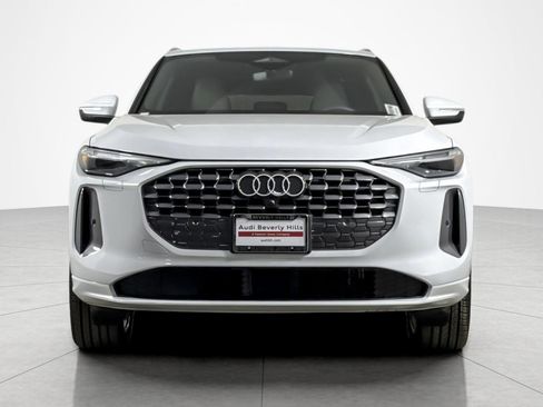 Used 2025 Audi Q5 Premium Plus w/ Premium Plus image 8