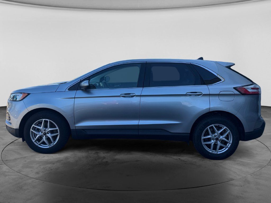 Used 2024 Ford Edge SEL AWD/4WD image 5