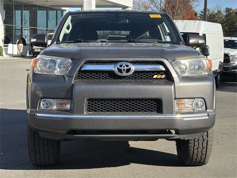 Used 2013 Toyota 4Runner SR5 image 7