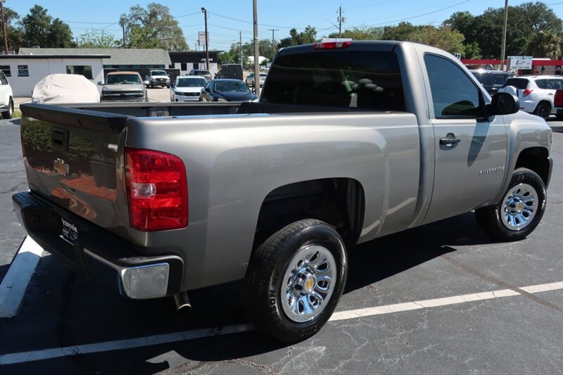 Used 2008 Chevrolet Silverado 1500 W/T RWD image 6