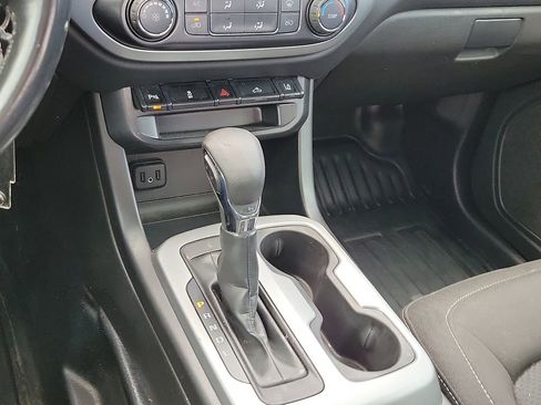 Used 2022 Chevrolet Colorado LT w/ Fleet Safety Package RWD image 17