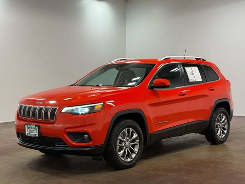 Used 2021 Jeep Cherokee Latitude Lux w/ Comfort/Convenience Group AWD/4WD image 7