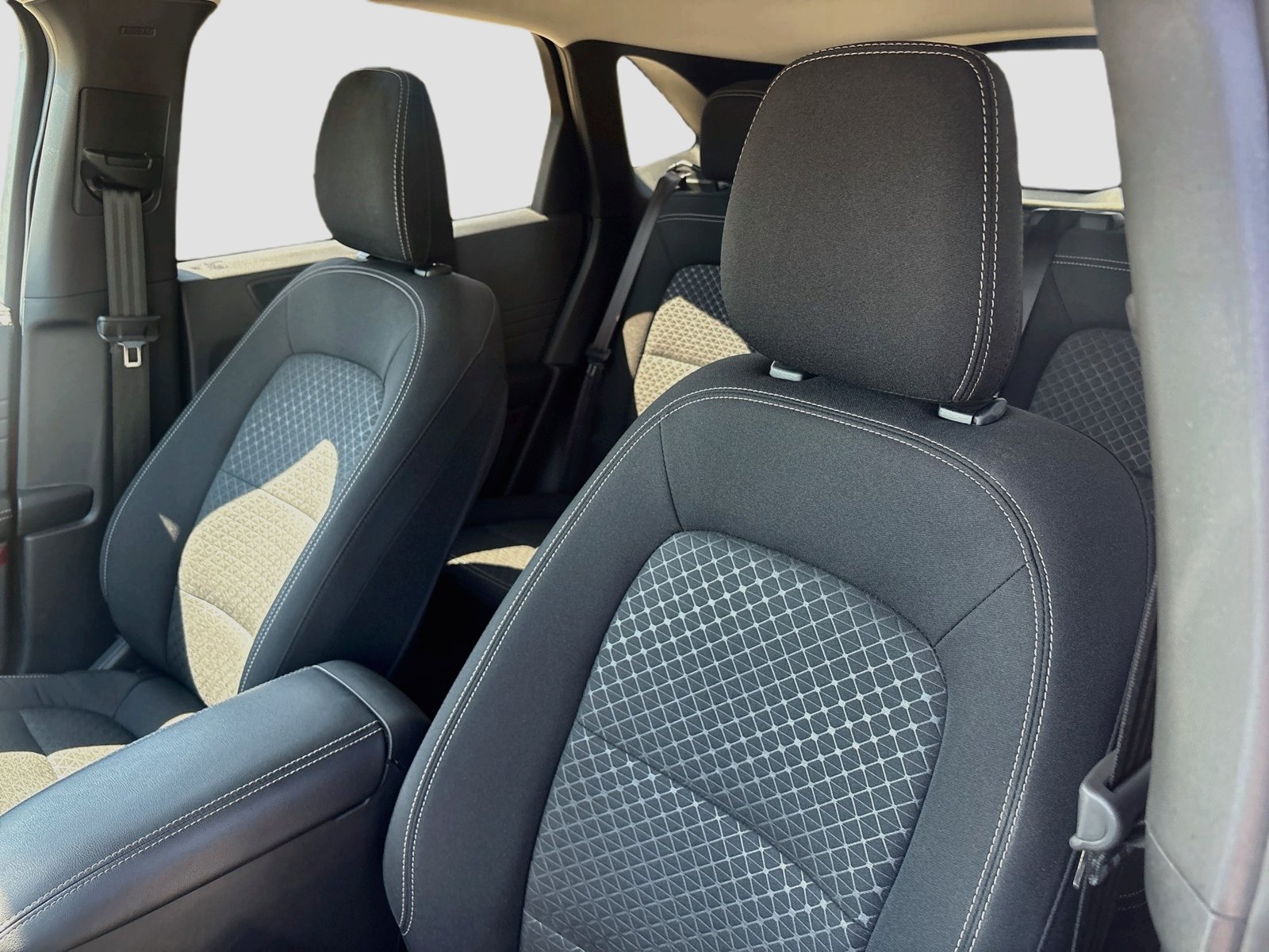 Used 2025 Ford Escape Active FWD image 19