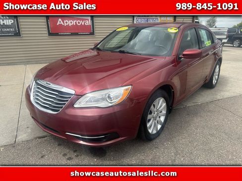 Used 2013 Chrysler 200 LX FWD image 1