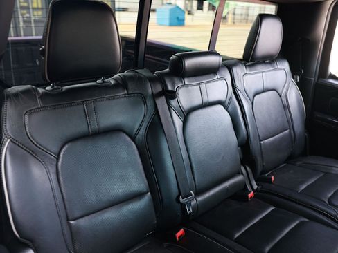 Used 2019 RAM 1500 Limited image 16