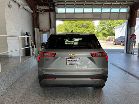 New 2026 Chevrolet Equinox LT FWD image 7