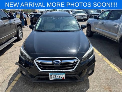 Used 2019 Subaru Outback 2.5i Premium AWD/4WD image 2