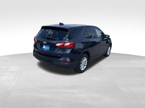 Used 2019 Chevrolet Equinox LS w/ LS Convenience Package FWD image 7