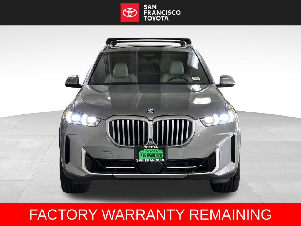 Used 2025 BMW X5 xDrive40i w/ Premium Package AWD/4WD image 8