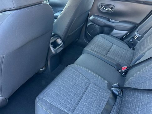 Certified 2023 Honda HR-V LX image 13