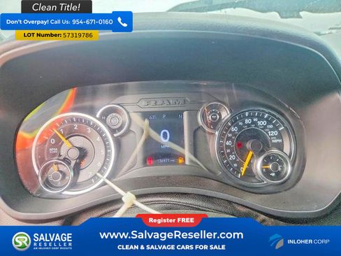 Used 2022 RAM 2500 Tradesman w/ Chrome Appearance Group AWD/4WD image 12