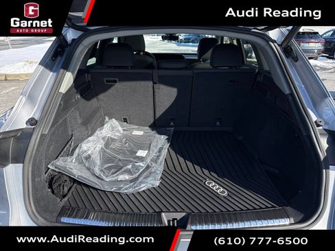 Used 2025 Audi Q5 Premium w/ Convenience Package AWD/4WD image 24