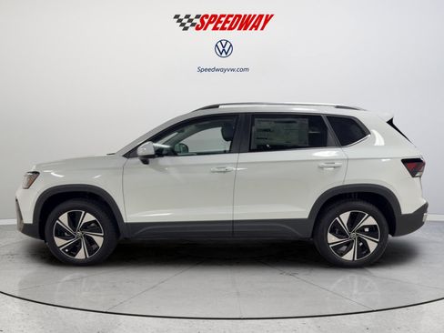 New 2026 Volkswagen Taos SE AWD/4WD image 6