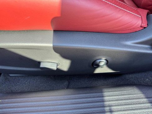 Used 2023 Dodge Challenger SRT Hellcat w/ Driver Convenience Group image 16