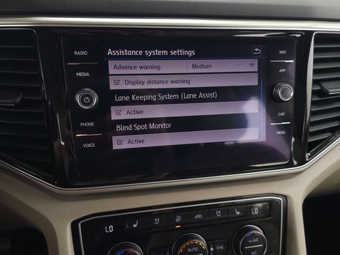 Used 2018 Volkswagen Atlas SEL Premium AWD/4WD image 27