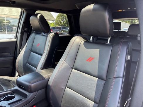 Used 2023 Dodge Durango R/T w/ Tow 'N Go Package AWD/4WD image 19