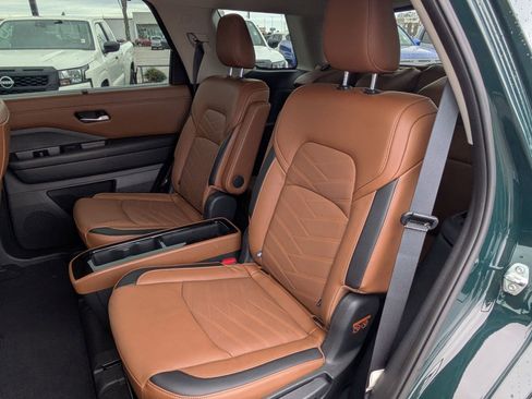 Certified 2023 Nissan Pathfinder Platinum image 28