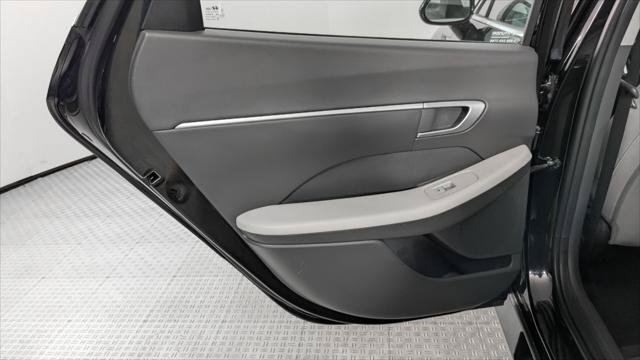 Used 2025 Hyundai Sonata SEL FWD image 16
