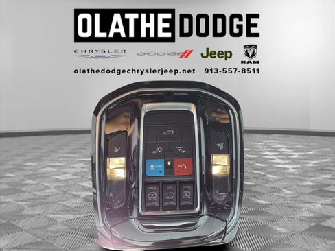 Used 2023 Jeep Grand Wagoneer 4WD image 16