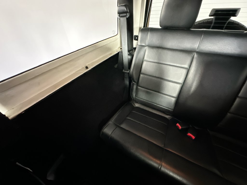 Used 2012 Jeep Wrangler Sahara w/ Connectivity Group AWD/4WD image 12